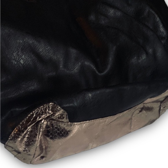 Jimmy Choo • Vegan Leather Parfums Shopper Tote Bag / Rose Gold Snakeskin - Picture 5 of 6